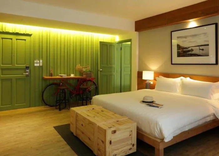 Nandha Hotel