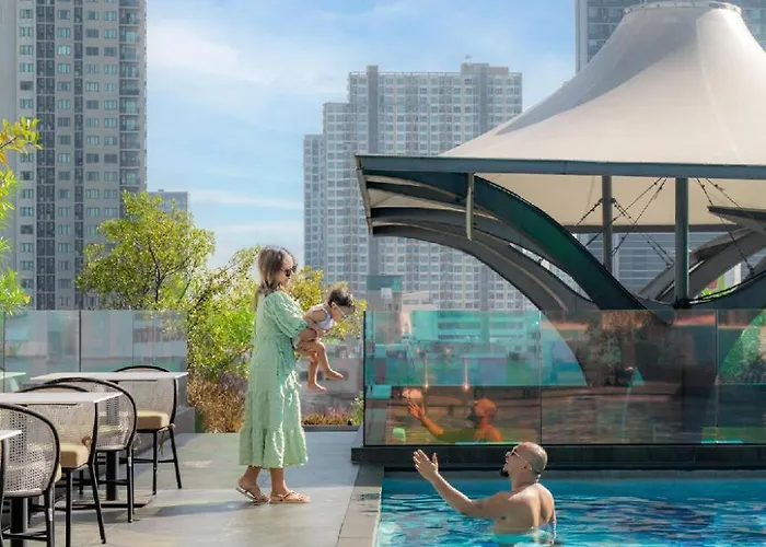 Ramada Plaza By Wyndham Sukhumvit 48