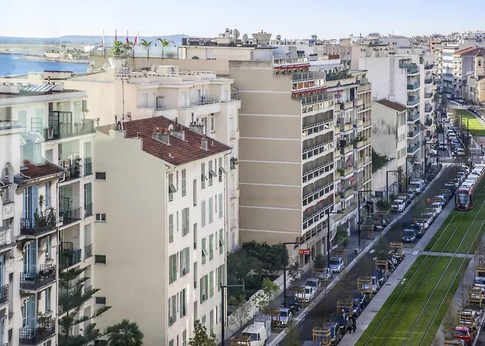 Resort: Ibis Budget Nice Californie Lenval