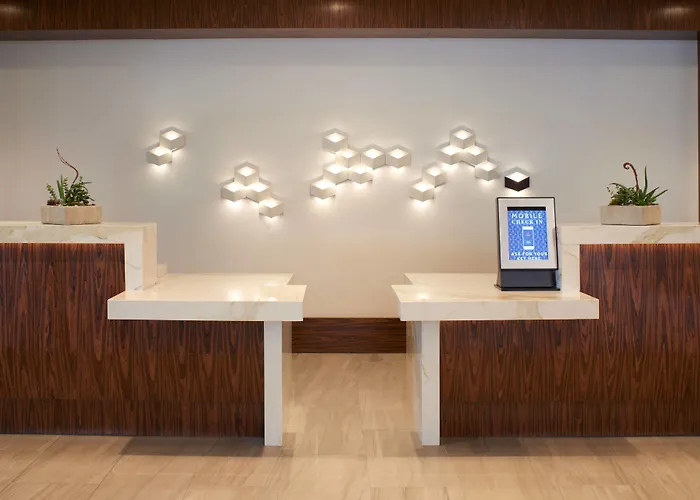 Beach Hotels Marriott East Lansing At University Place