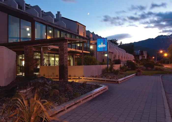 Copthorne & Apartments Queenstown Lakeview