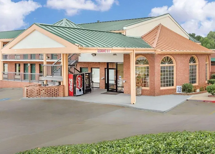 Econo Lodge Acworth East
