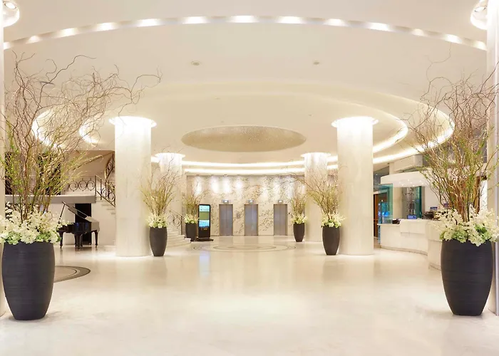 Titania Hotel