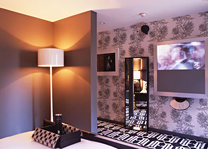 Night Hotel By Sb At Times Square