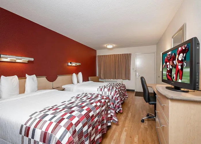 Motels Red Roof Inn Louisville Expo Airport