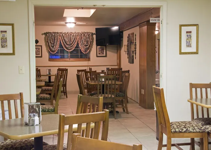Resorts Guide All American Inn & Suites Branson