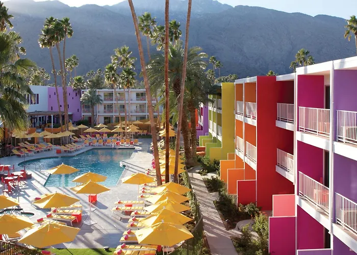 Ping Pong hotel: The Saguaro Palm Springs