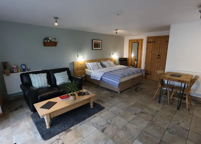 Vacation homes Lynton Studios