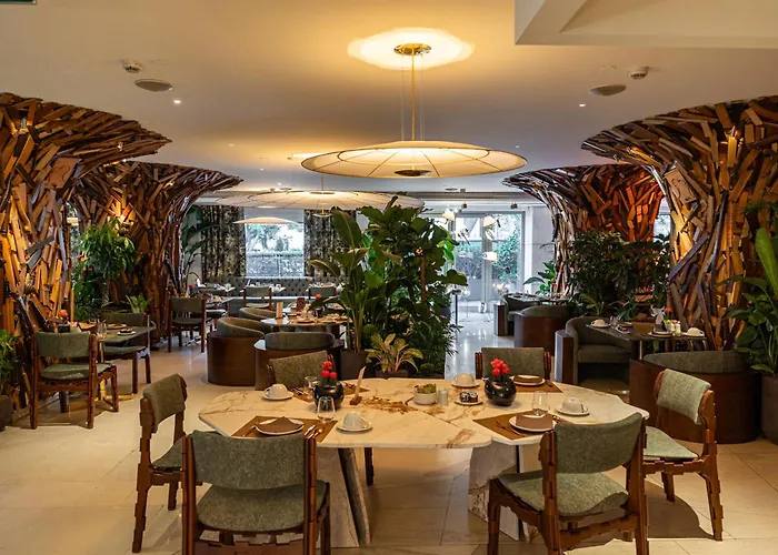 Hotel 5 estrelas: New Hotel