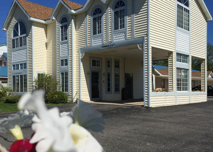 Thunderbird Inn Of