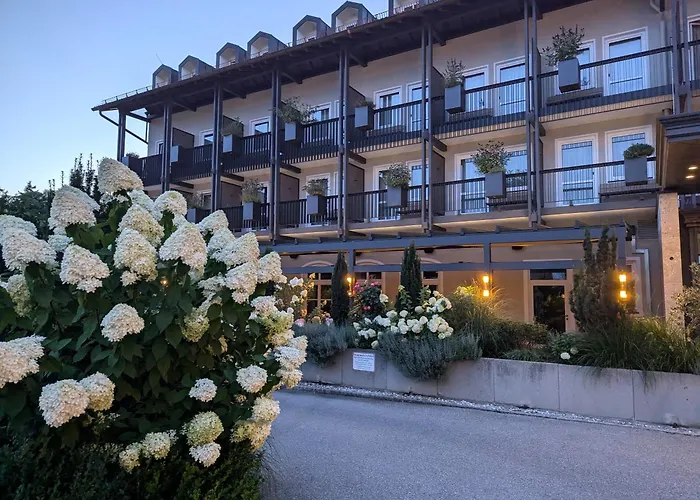 Bauer Hotel Und Restaurant