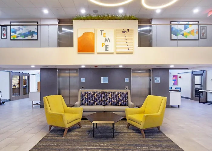 Holiday Inn Express & Suites Phoenix - Tempe By Ihg