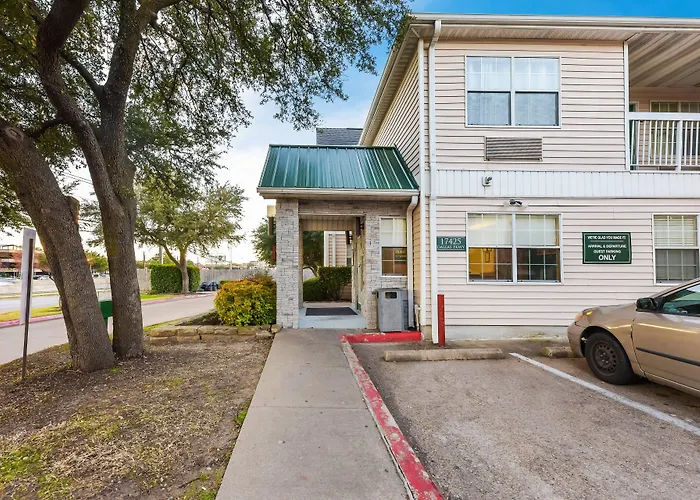 Hometowne Studios By Red Roof Dallas - North - Tollway