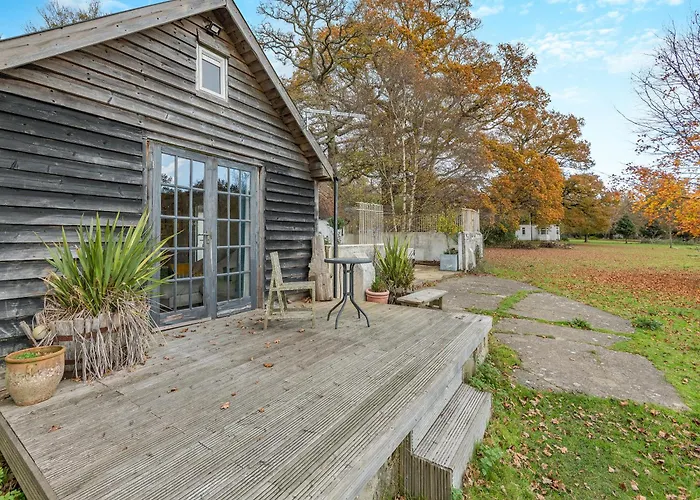  Bohemia Cottage