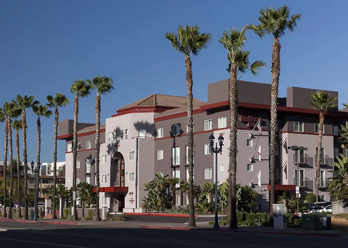 Hotel with Tennis: Residence Inn By Marriott San Diego Downtown