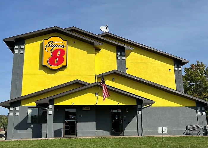 Super 8 By Wyndham Marietta