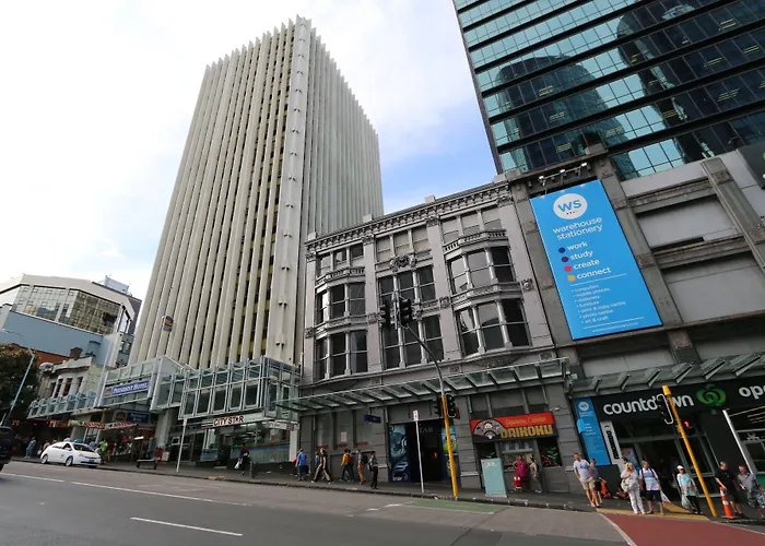 Cheap hotel: Edit Auckland Central