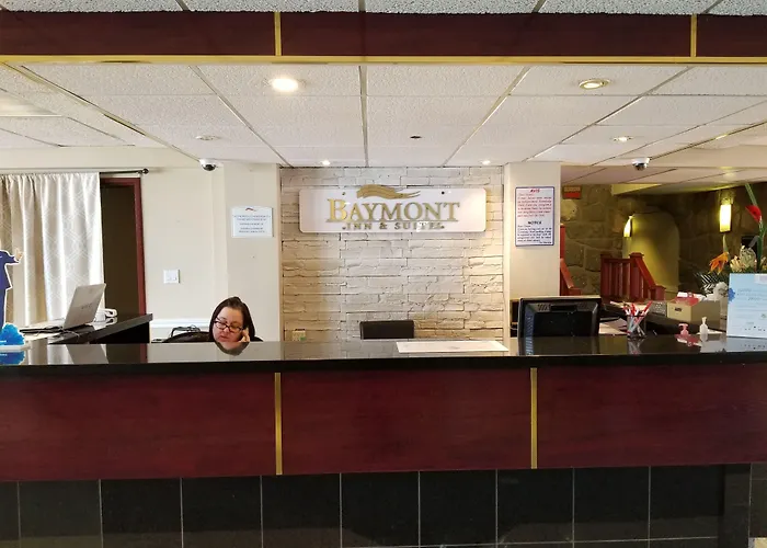 Baymont By Wyndham Montreal Airport