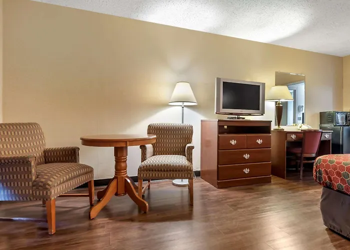 Econo Lodge Cortland Downtown