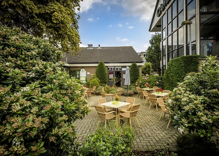 Campanile & Restaurant Oost