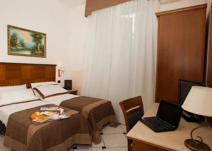 Hôtel accueillant les animaux: Hotel Garibaldi