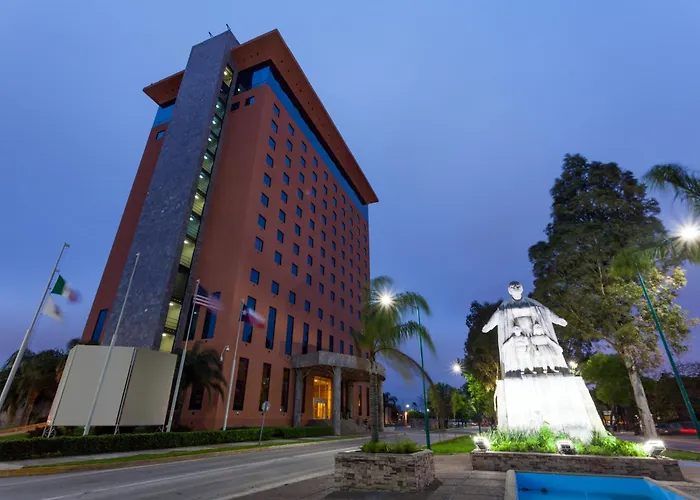 Best Western Plus Inn & Suites