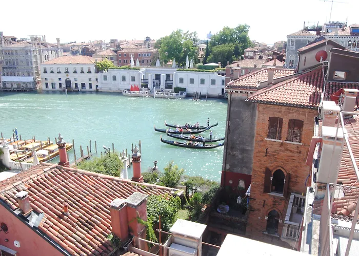 Hotel Dei Dragomanni