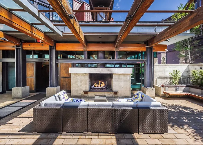 Vacation rental: Main & Sky