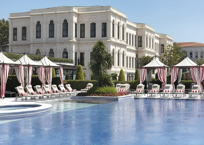 Four Seasons At The Bosphorus