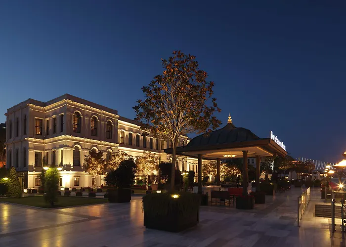 Four Seasons At The Bosphorus