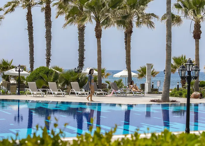 Aquamare Beach Hotel & Spa