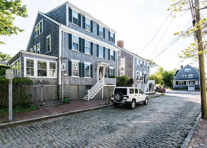 All Vacation Rentals Carlisle House Inn