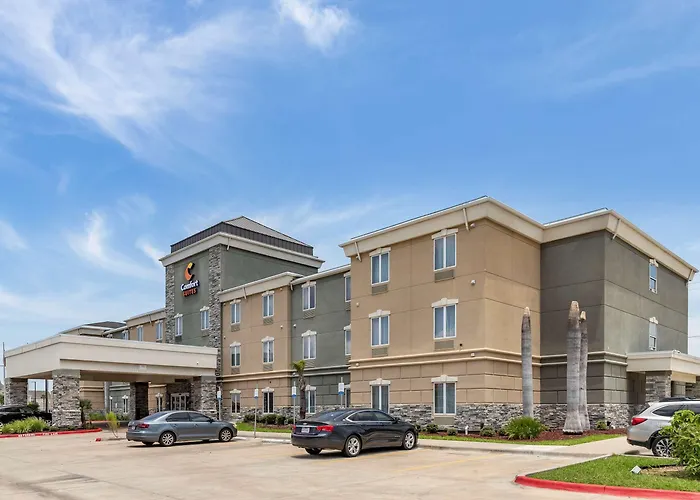 Luxury hotel only: Comfort Suites Near Texas A&M - Corpus Christi
