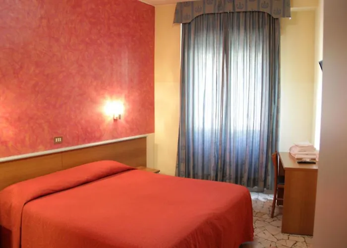 Cheap hotel: Hotel Del Sud
