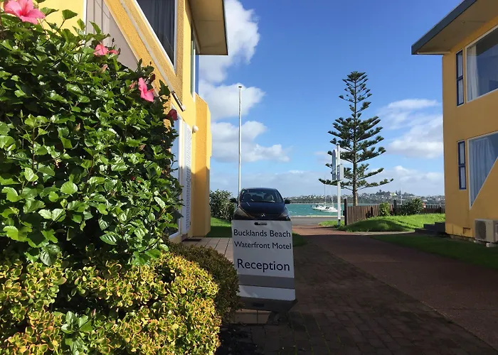Bucklands Beach Waterfront