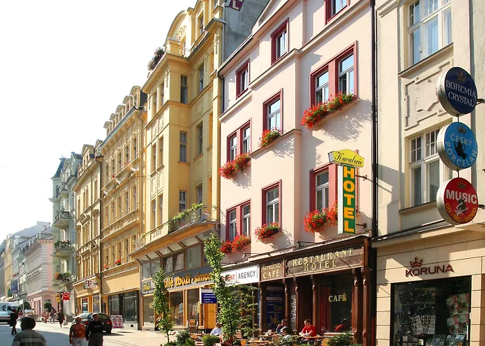 3-Sterne-Hotel: Hotel Kavalir