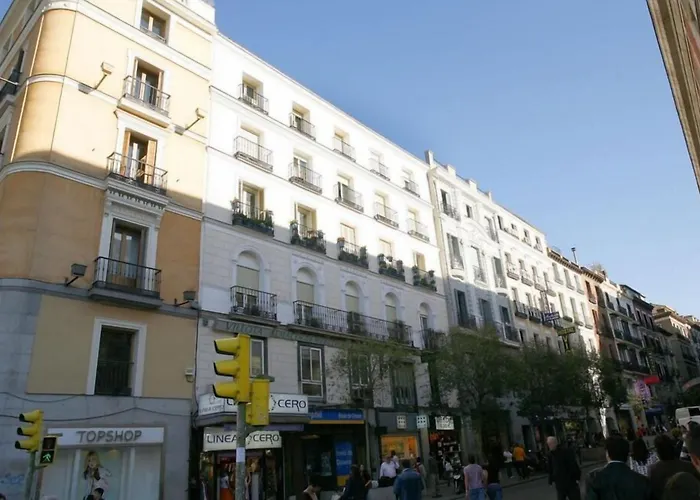  Hostal Victoria II