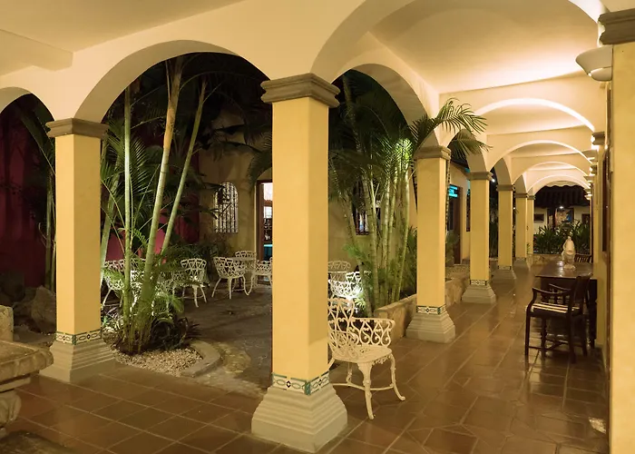 Hotel Colonial Granada