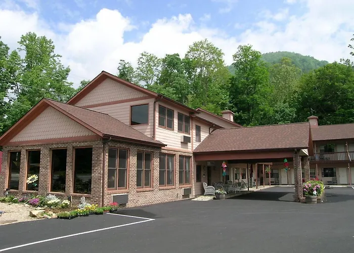 All Motels Jonathan Creek Inn And Villas