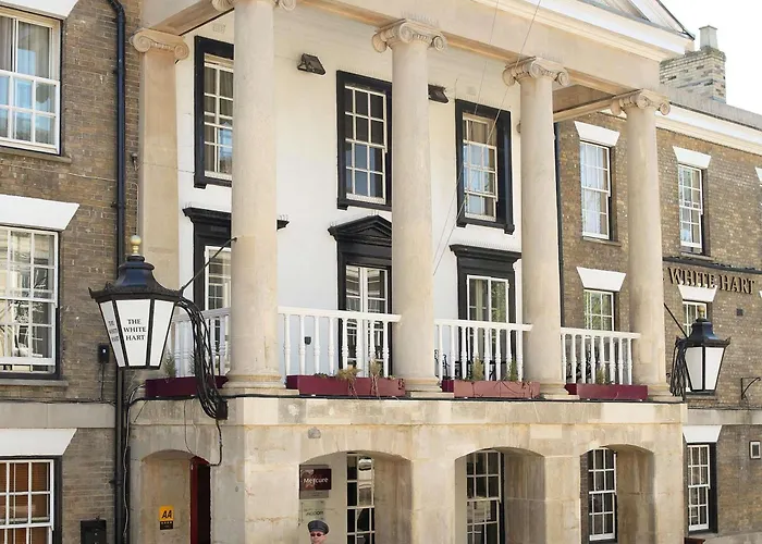 Mercure Salisbury White Hart Hotel & Apartments