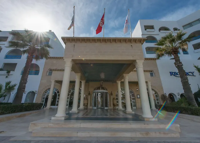 Resort: Regency Hotel & Spa