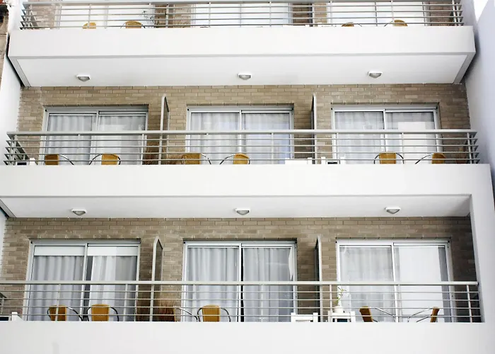 Arenales Suites