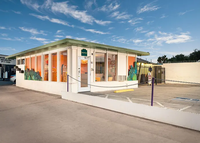 Bungalows Hostel