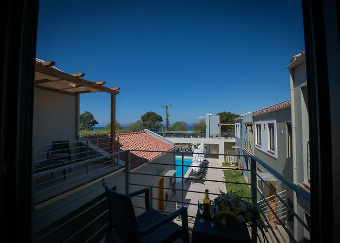 Mantinia Bay
