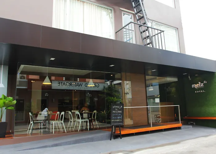 Metz Pratunam