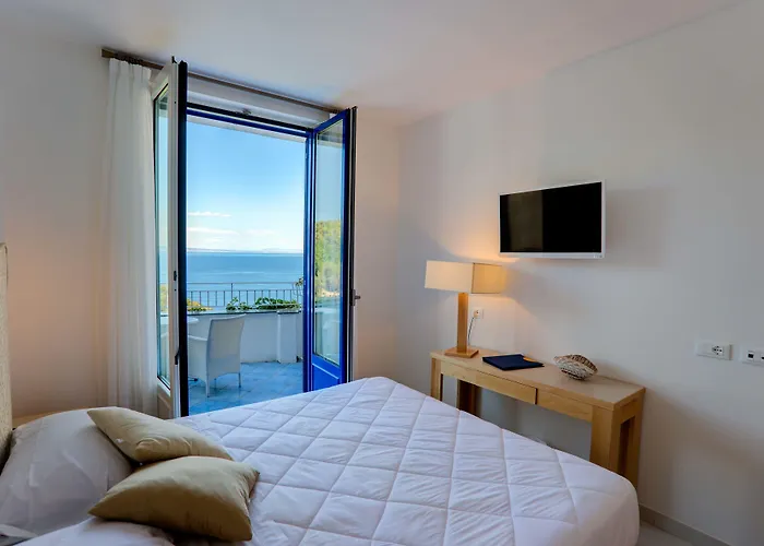 Boutique Hotel Helios (Adults Only)