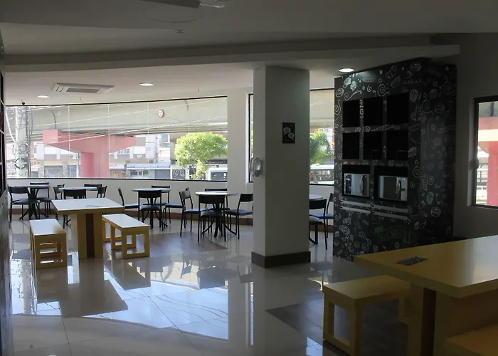 Hotel 3 estrelas: Master Express Dom Pedro II - próximo ao Consulado Americano e Aeroporto