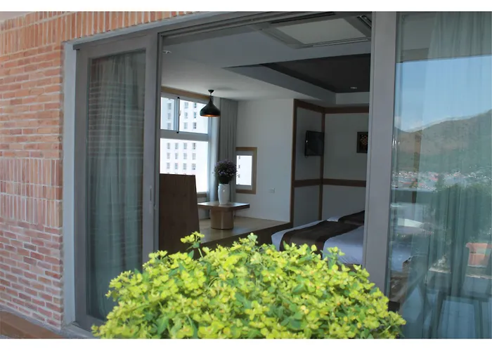 Hotels with pool Seasing Boutique
