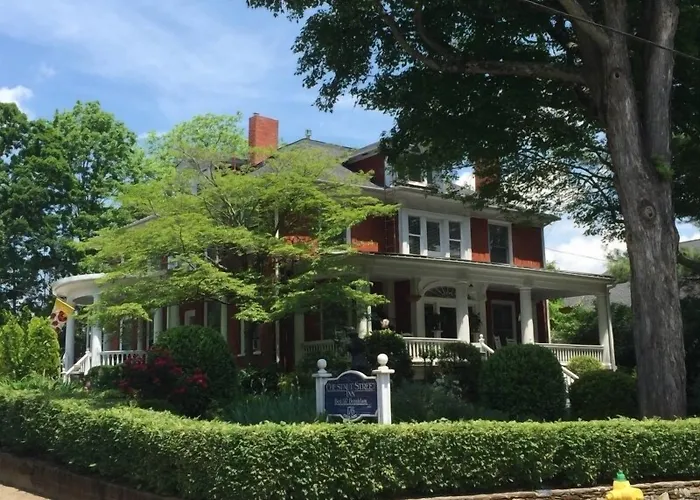 Chestnut Street Inn B&B
