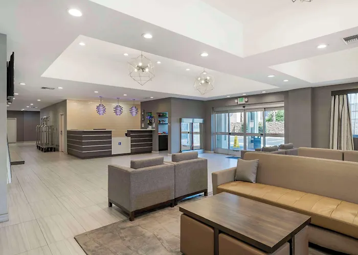 Best Western Plus Gardena-Los Angeles Inn&Suites
